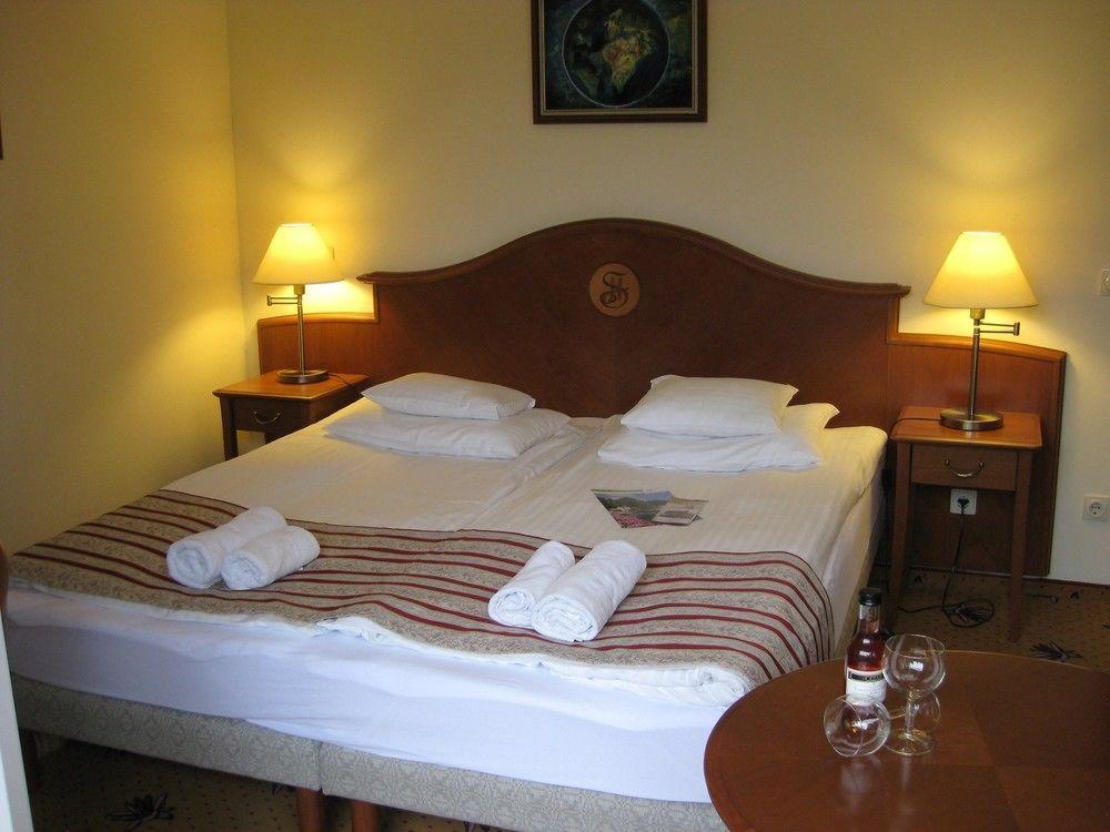Bed and Breakfast Sante Hévíz Exterior foto