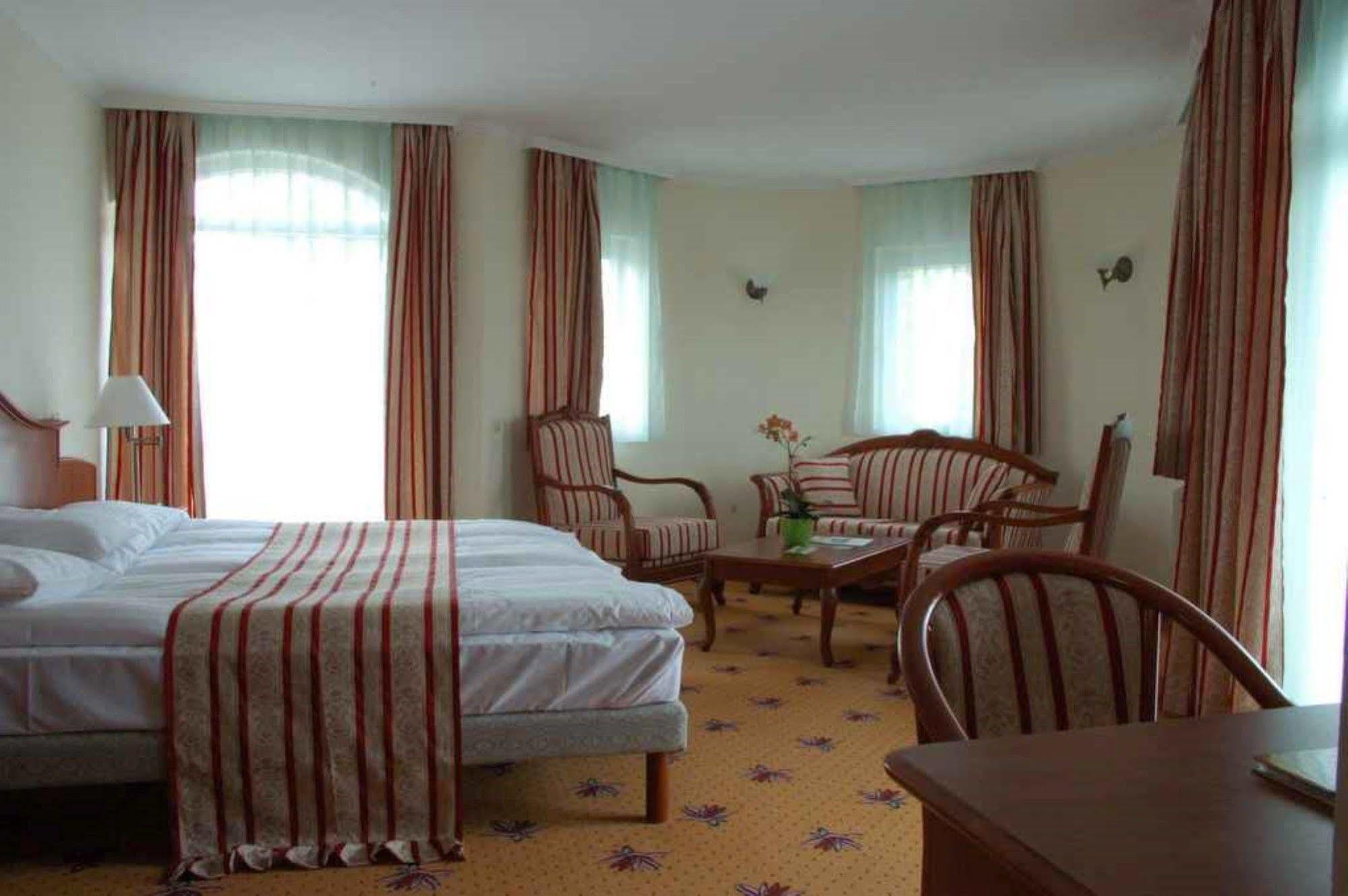 Bed and Breakfast Sante Hévíz Exterior foto