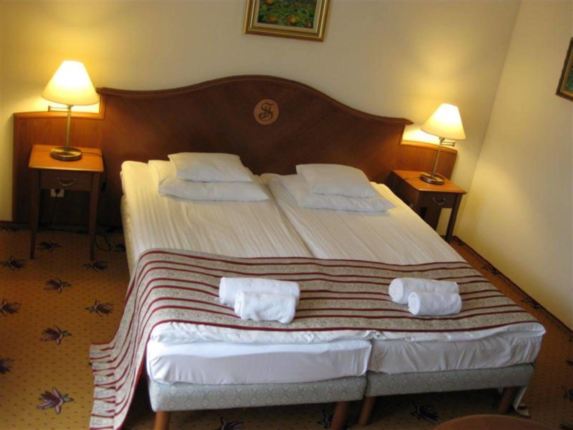 Bed and Breakfast Sante Hévíz Exterior foto